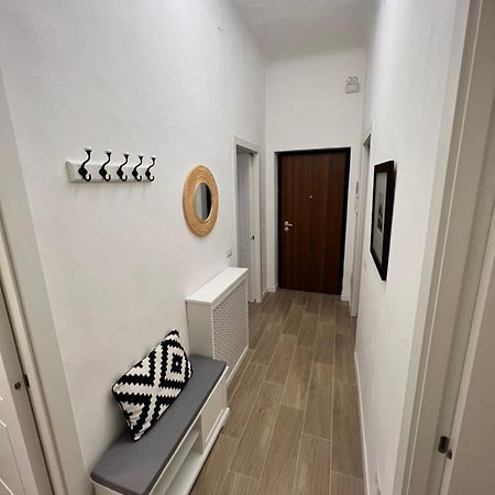 Spacious 3 Bedroom Apartment Milano Exteriör bild