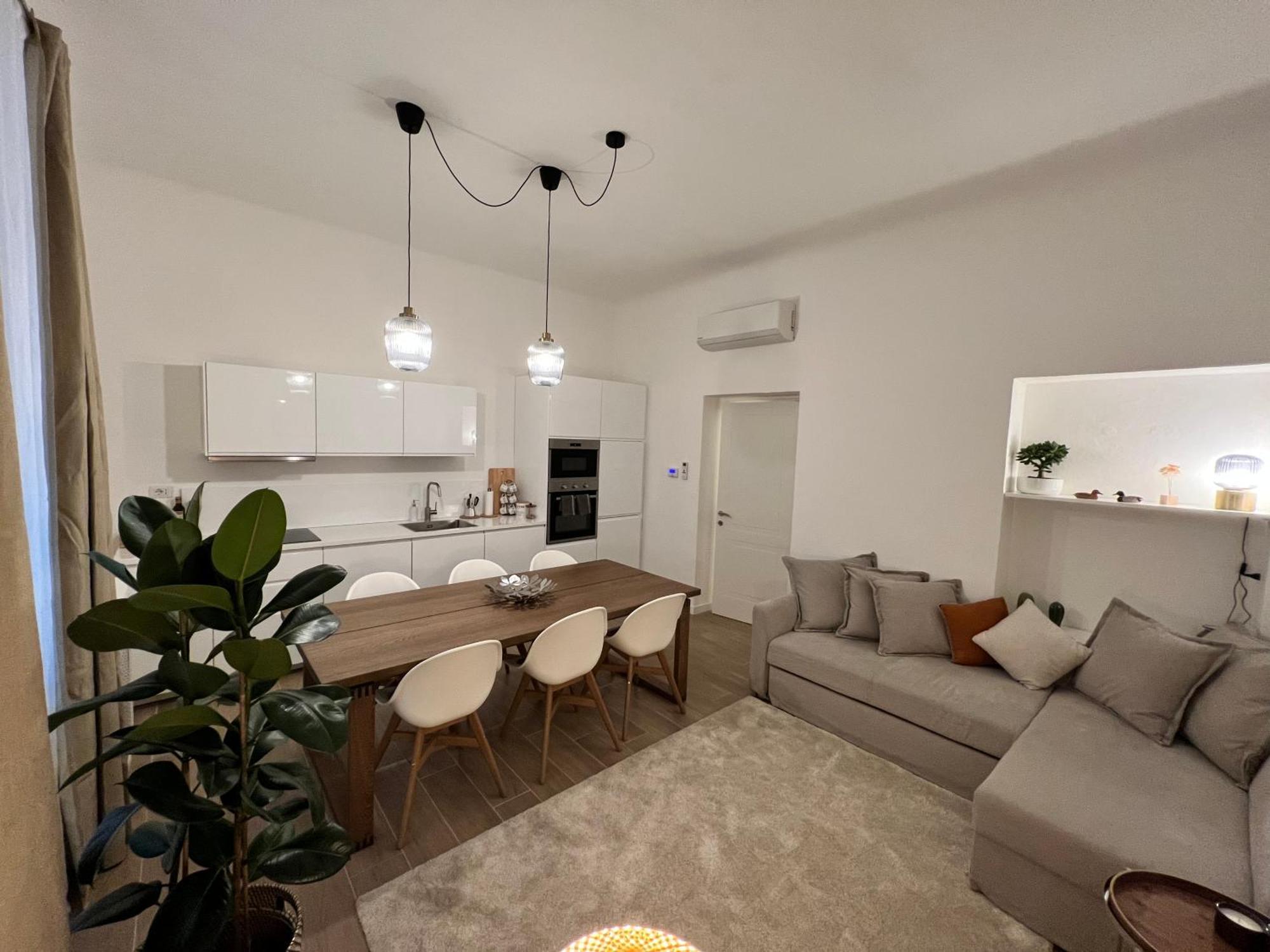 Spacious 3 Bedroom Apartment Milano Exteriör bild