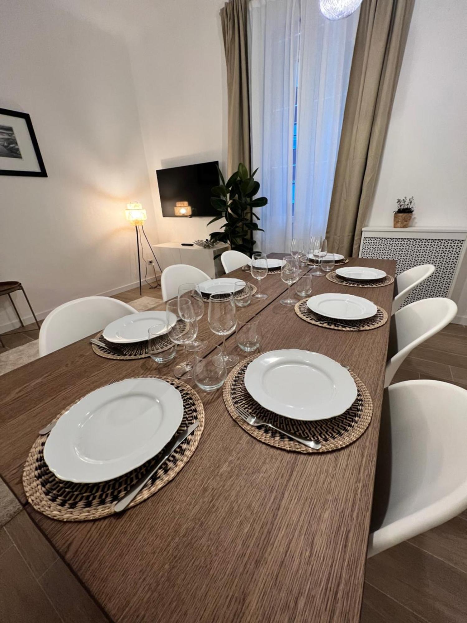 Spacious 3 Bedroom Apartment Milano Exteriör bild