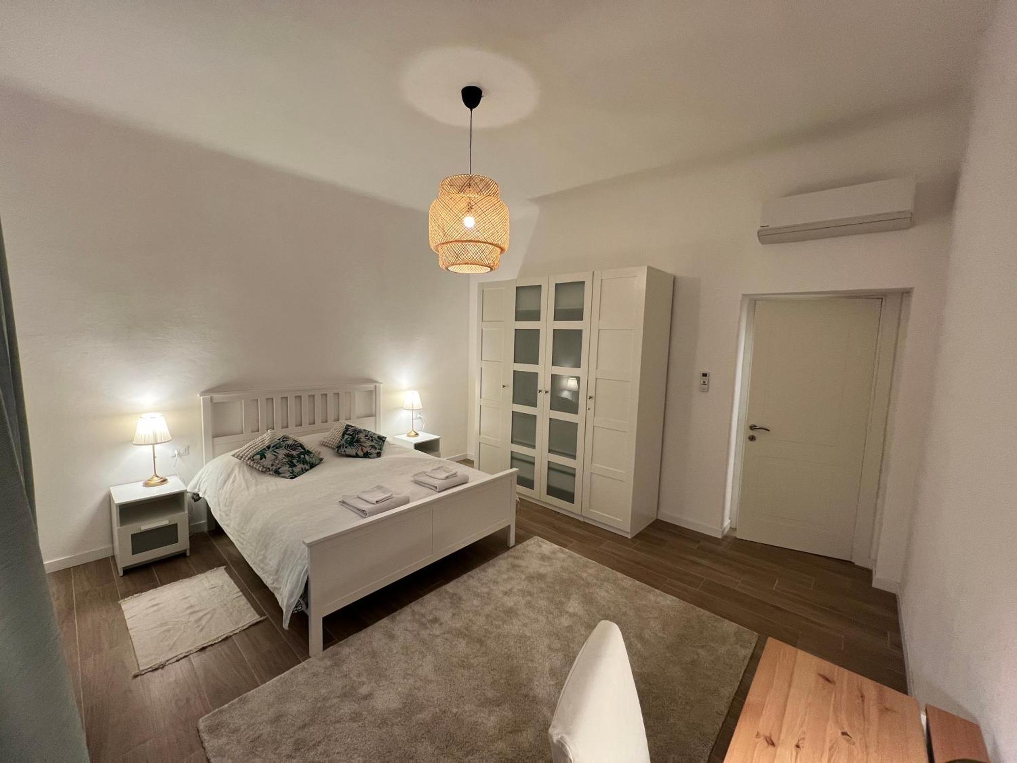 Spacious 3 Bedroom Apartment Milano Exteriör bild